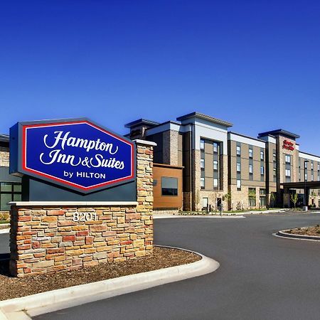 Hampton Inn & Suites Milwaukee West West Allis Exterior foto